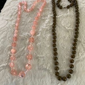 Beads necklaces.Light pink and olive color
